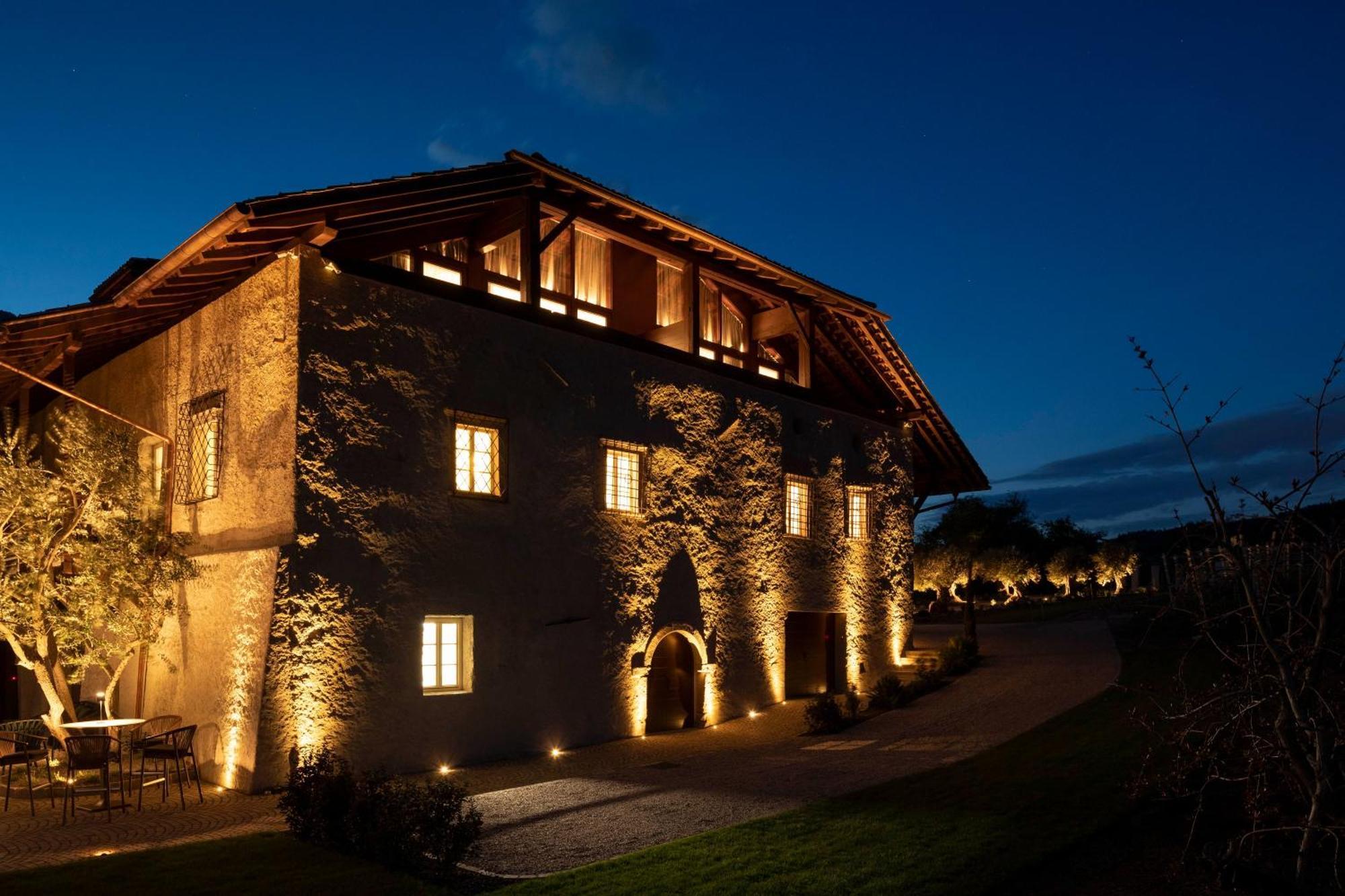 Ansitz Battisti Suites (Adults Only) Caldaro Kültér fotó